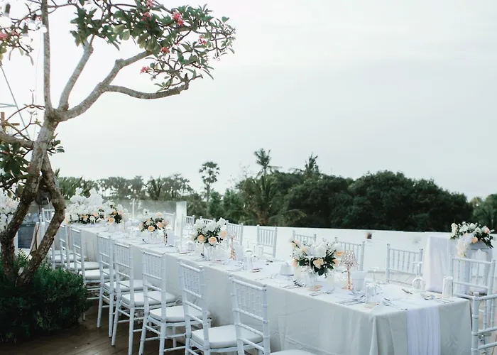 Fox Bali Hotel 4*