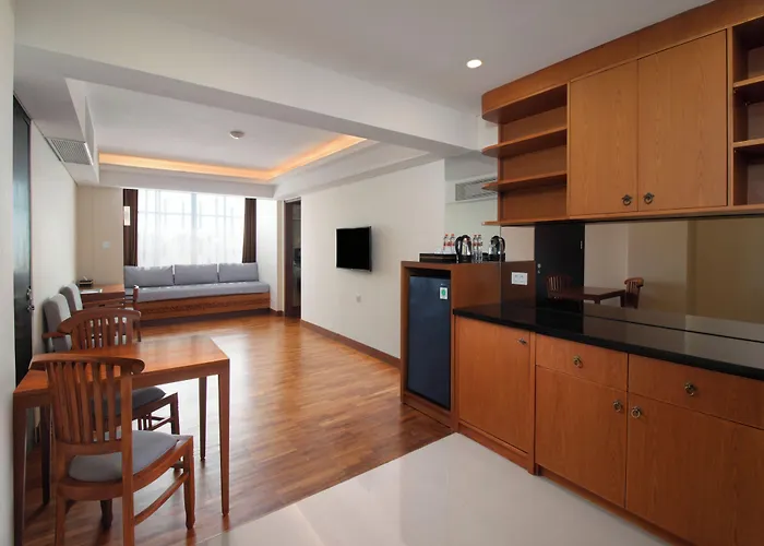 Fox Bali Hotel 4*